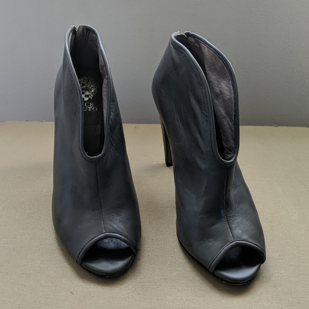 Vince Camuto gray leather peep toe booties